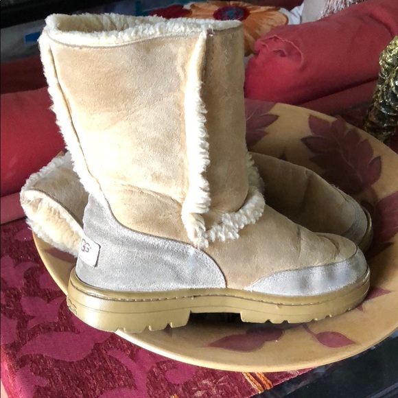 ugg sundance original